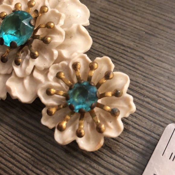 Vintage Celluloid Floral Pin & Clip Earrings Turquoise Gem Center - Picture 10 of 16